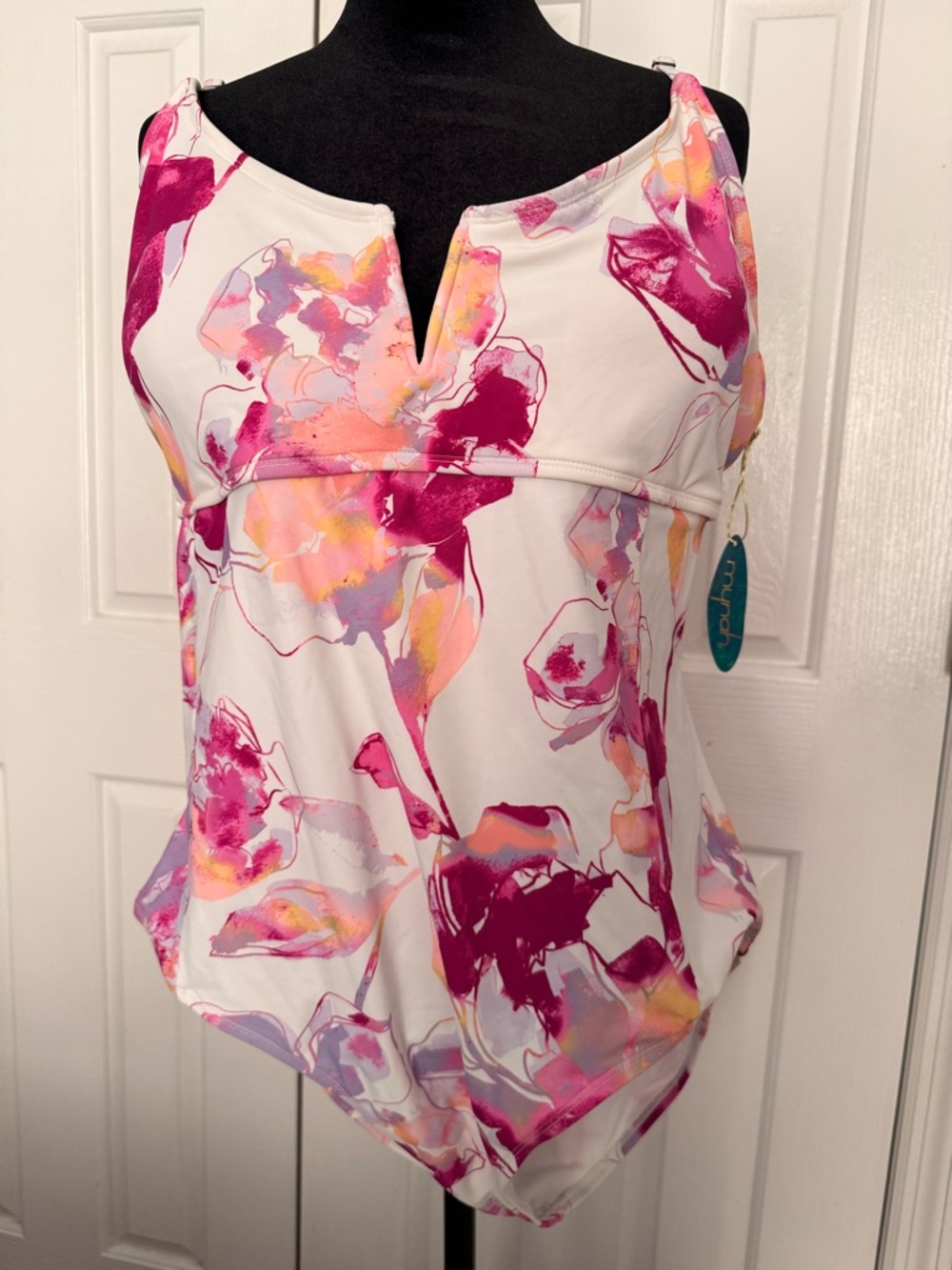 Mynah Floral One Piece Swimsuit XXL NWT Tummy Control Pink White